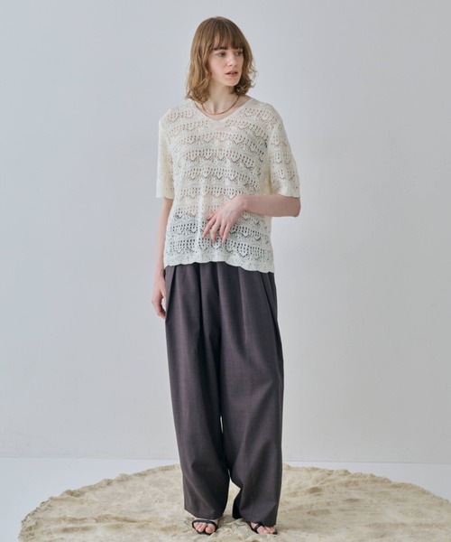 flaeu(フラユ)の「Eyelet Lace Knit Pullover(ニット/セーター・レディース・ブラック/アイボリー・FREE)」の9枚目の写真