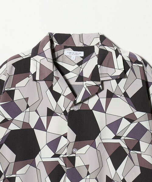 A DAY IN THE LIFE UNITED ARROWS(アデイインザライフユナイテッドアローズ)の「ヴィンテージプリント ワイド オープンカラーシャツ<A DAY IN THE LIFE>(シャツ/ブラウス・メンズ・ナチュラル/グレー系/ブラック・L/M)」の9枚目の写真