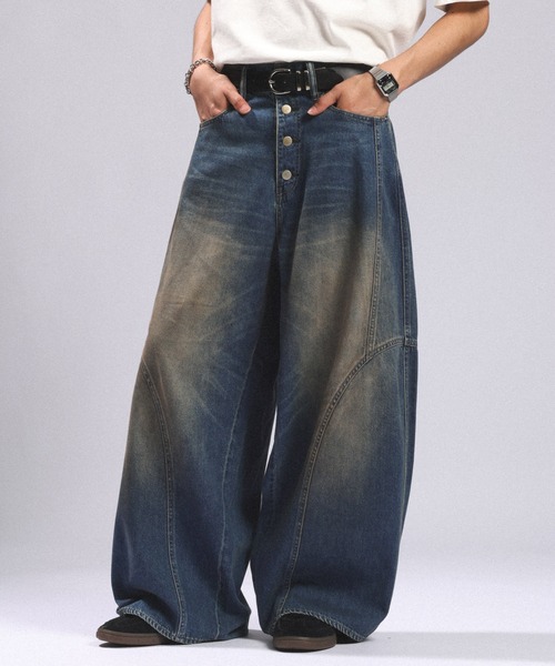RAGEBLUE(レイジブルー)の「FRONT METAL BUTTON 10oz DENIM BARREL PANTS/フロントメタルボタン10ozデニムバレルパンツ(デニムパンツ・メンズ・ブルー/グレー・LARGE/MEDIUM)」の2枚目の写真