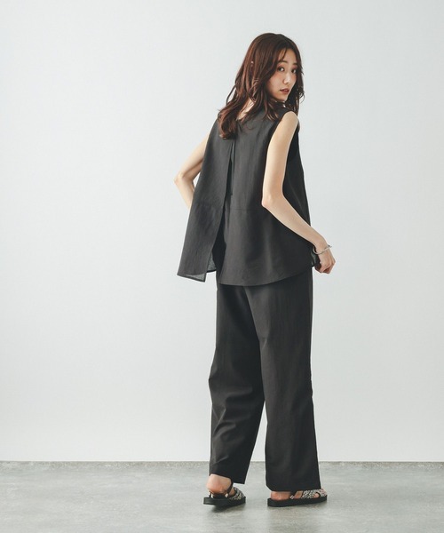 GLOBAL WORK(グローバルワーク)の「Airy Breezeサロペット/645015(サロペット/オーバーオール・レディース・ダークグレー/ブラウン系その他6・MEDIUM/LARGE)」の6枚目の写真