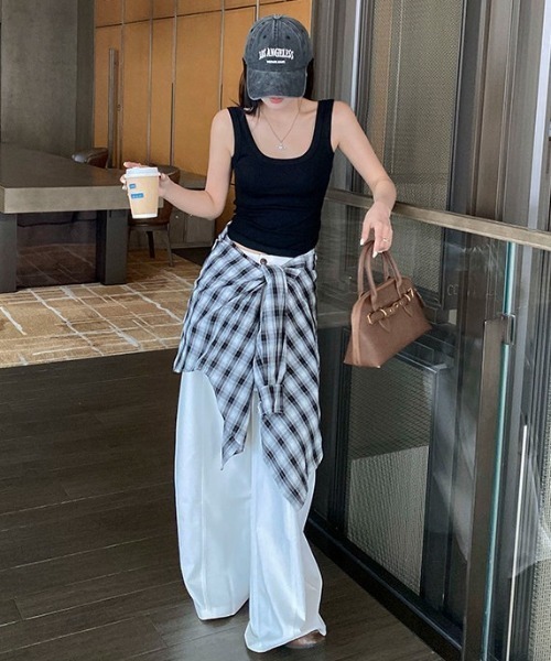 yuue' ( wear )(ユーイ)の「カップ付きリブタンクトップ(タンクトップ・レディース・アイボリー/ダークブラウン/レッド/ホワイト/チャコールグレー/ライトグレー/ブラック・FREE)」の16枚目の写真