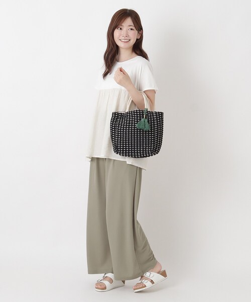 one'sterrace（ワンズテラス）の「HE エスニカンバッグ（トートバッグ・レディース・ピンク系9/ベージュ系8/ブラック系8・99）」の8枚目の写真