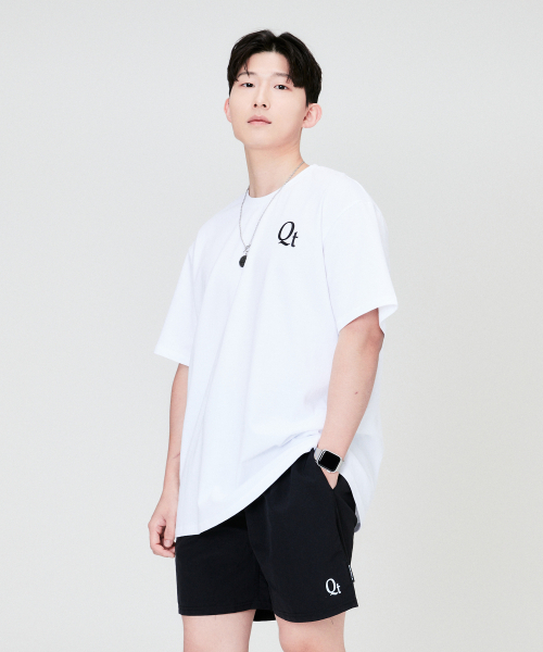 QUTON(ク―トン)の「ハートロゴオーバーサイズヘビーハーフTシャツ_ホワイト(Tシャツ/カットソー・メンズ・ホワイト・1/2/3/4)」の3枚目の写真