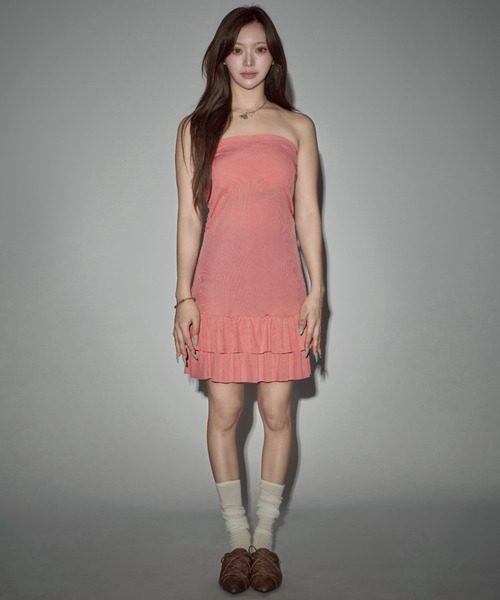 CeLess(セレス)の「Sleeveless Tiered Mini Dress / ノースリーブティアードミニワンピース(ワンピース・レディース・ブラック/ピンク・FREE)」の14枚目の写真