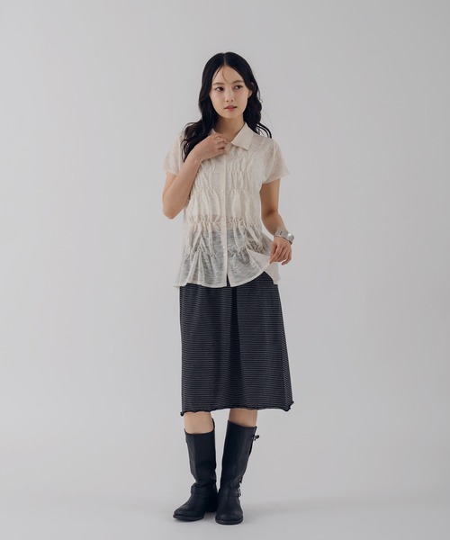 MUHET(ミュエータ)の「shirring slab knit shirt / シャーリングスラブニットシャツ(シャツ/ブラウス・レディース・グレー/アイボリー/ピンク・FREE)」の11枚目の写真
