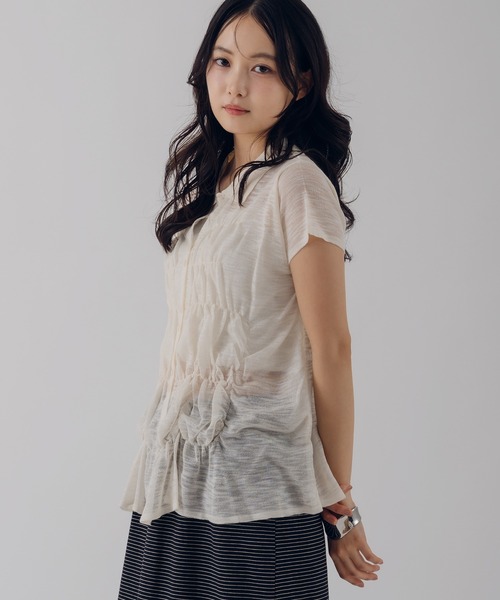MUHET(ミュエータ)の「shirring slab knit shirt / シャーリングスラブニットシャツ(シャツ/ブラウス・レディース・グレー/アイボリー/ピンク・FREE)」の9枚目の写真