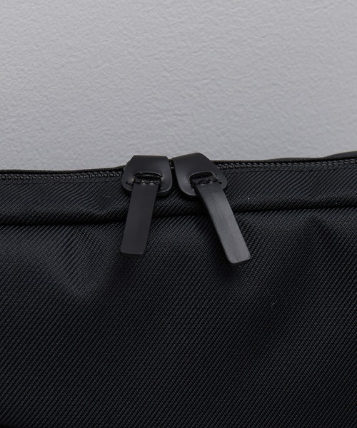 COMME CA MEN(コムサメン)の「【COMME CA MEN】オブリック ショルダーバッグ 7134(ショルダーバッグ・メンズ・ブラック/ネイビー・FREE)」の7枚目の写真