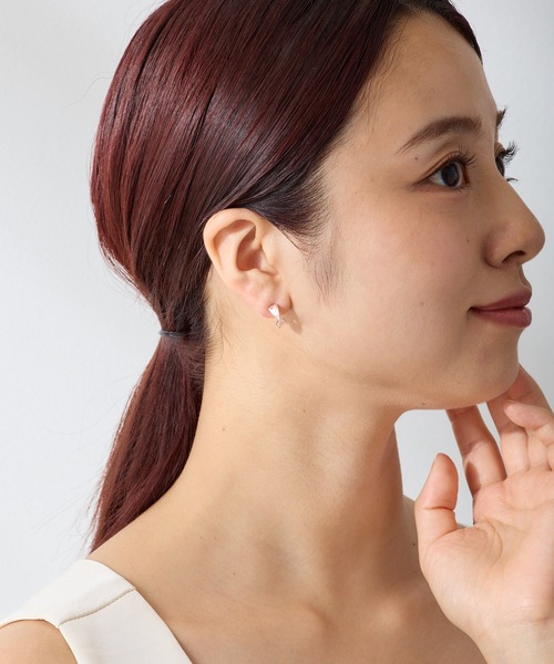CALIN STANDARD(カリンスタンダード)の「◆金属アレルギー対応◆◆made in japan◆ 【高品質ポスト】【純金・純銀厚メッキ】ツイストシャイン ジルコニアセラミックポストピアス(ピアス(両耳用)・レディース・ゴールド/ピンクゴールド/シルバー・FREE)」の4枚目の写真