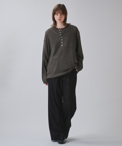 SELLE GLANT（セレグランテ）の「HENLEY NECK LINEN MIX MESH KNIT / ヘンリーネックリネンミックスメッシュニット（ニット/セーター・メンズ・ダークグレー/オフホワイト・SMALL/MEDIUM/LARGE）」の9枚目の写真