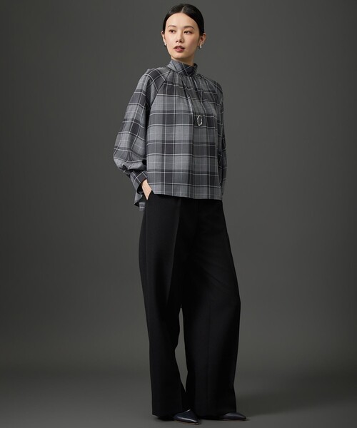自由区(ジユウク)の「PEドビーストレッチワイド パンツ(その他パンツ・レディース・ブラック系/レッド系/ベージュ系・36/40/38)」の11枚目の写真