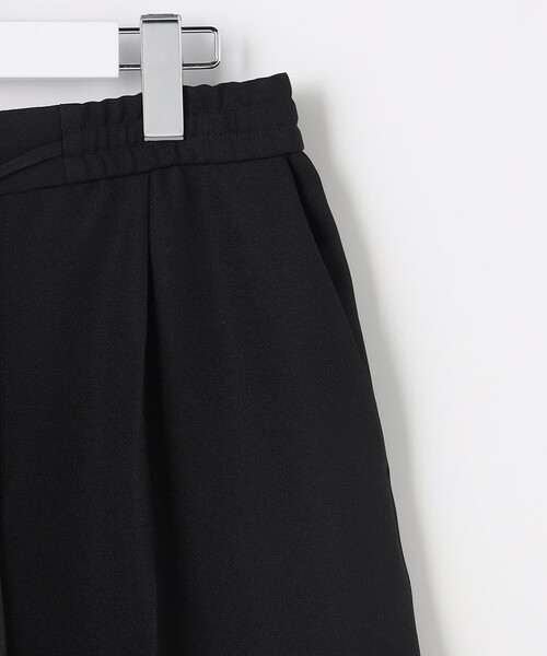 自由区(ジユウク)の「PEドビーストレッチワイド パンツ(その他パンツ・レディース・ブラック系/レッド系/ベージュ系・36/40/38)」の18枚目の写真