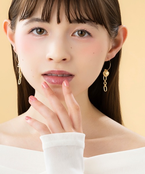 LA MUe(ラミュー)の「【LA MUE】日本製 ハート クロス チェーン ロング ピアス(ピアス(両耳用)・レディース・シルバー/ゴールド・FREE)」の10枚目の写真