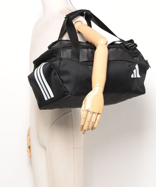 adidas(アディダス)の「《adidas》EP/Syst.ダッフルバッグ 35L(ドラムバッグ・メンズ・ブラック・フリー)」の4枚目の写真