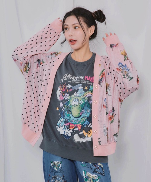 ScoLar(スカラー)の「162748:ドット×花ネコ柄 シアーカーディガン(カーディガン/ボレロ・レディース・オフホワイト/ブラック/ピンク・M)」の5枚目の写真