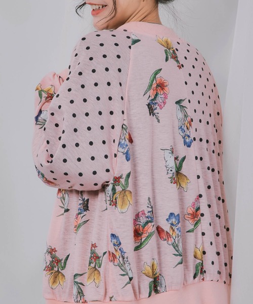 ScoLar(スカラー)の「162748:ドット×花ネコ柄 シアーカーディガン(カーディガン/ボレロ・レディース・オフホワイト/ブラック/ピンク・M)」の10枚目の写真