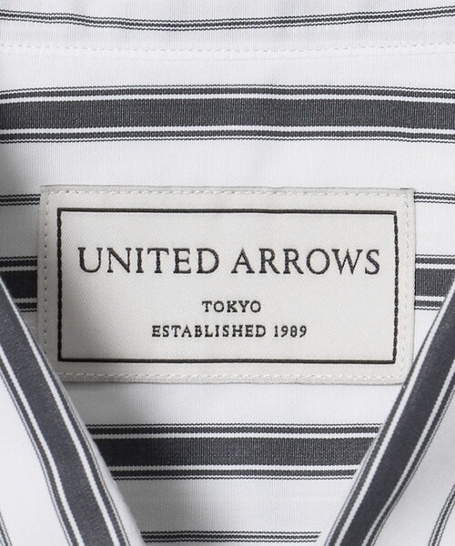 UNITED ARROWS(ユナイテッドアローズ)の「THOMAS MASON オルタネイトストライプ ショートポイント レギュラーカラーシャツ(シャツ/ブラウス・メンズ・ダークグレー・41cm/39cm/40cm)」の9枚目の写真