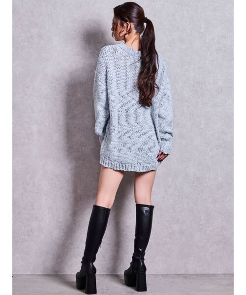 GYDA(ジェイダ)の「ローゲージVネックニットチュニック(ニット/セーター・レディース・オフホワイト/ブルー/ブラック・FREE)」の15枚目の写真