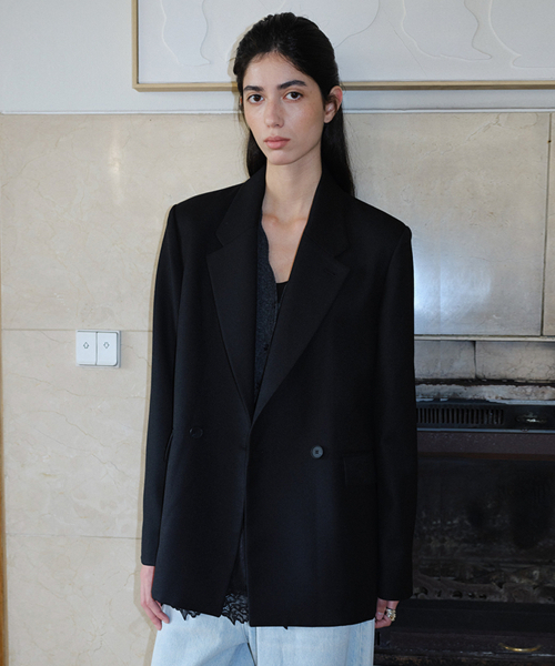EN OR(エンオール)の「WOOL BLEND DOUBLE BLAZER - BLACK(テーラードジャケット・レディース・その他・FREE)」の2枚目の写真