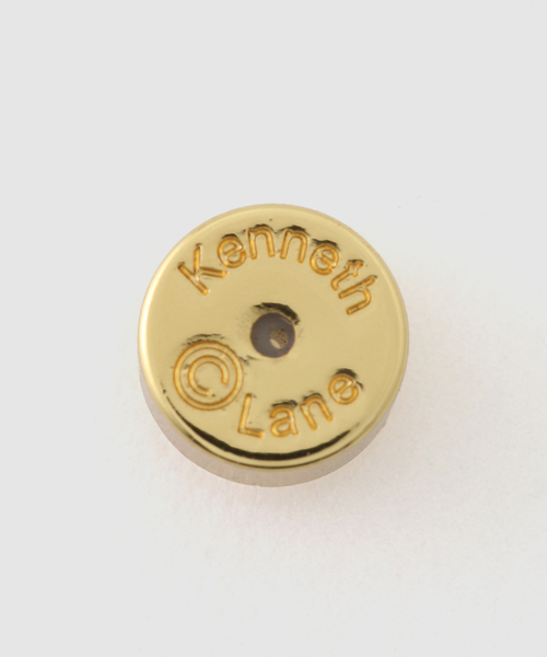 Kenneth Jay Lane（ネスジェイレーン）の「【Kenneth Jay Lane/ケネス ジェイ レーン】 gold hoop earring（ネックレス・レディース・ゴールド・FREE）」の5枚目の写真