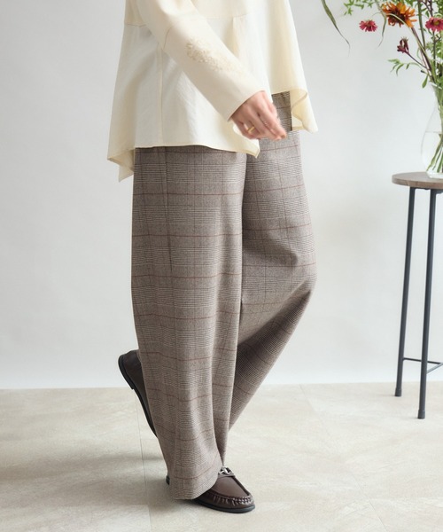 KATHARINE ROSS（キャサリンロス）の「両面起毛セミフレアパンツ（その他パンツ・レディース・ブラウン/ライトグレー/ベージュ・MEDIUM/LARGE）」の11枚目の写真