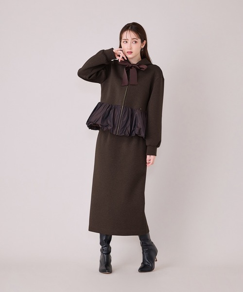 Audie a Muses(オーディアミューズ)の「ストレッチクッションタイトスカート(スカート・レディース・ブラック/ブラウン・38/40/36/42)」の1枚目の写真
