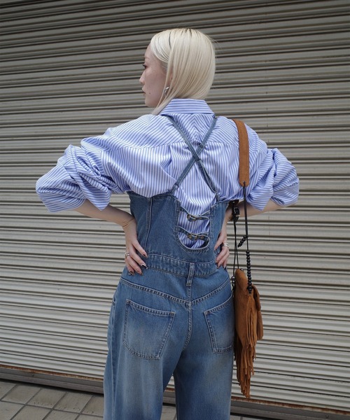 Ameri(アメリ)の「BACK CROSS DENIM ROMPERS(つなぎ/オールインワン・レディース・ブラウン/ブルー・SMALL/MEDIUM/X-SMALL)」の16枚目の写真