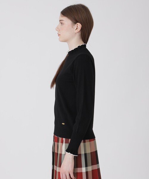 BLUE LABEL CRESTBRIDGE(ブルーレーベルクレストブリッジ)の「フリルディテールニットプルオーバー(ニット/セーター・レディース・ワイン/グレー系その他/オフホワイト/ブラック・38)」の17枚目の写真
