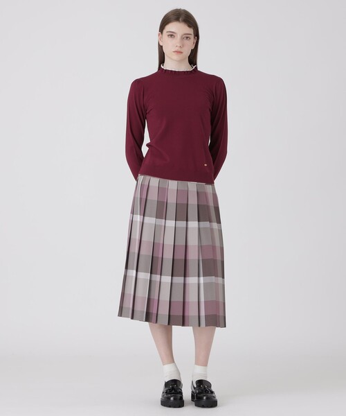 BLUE LABEL CRESTBRIDGE(ブルーレーベルクレストブリッジ)の「フリルディテールニットプルオーバー(ニット/セーター・レディース・ワイン/グレー系その他/オフホワイト/ブラック・38)」の10枚目の写真