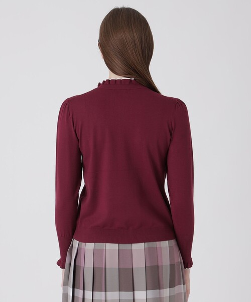 BLUE LABEL CRESTBRIDGE(ブルーレーベルクレストブリッジ)の「フリルディテールニットプルオーバー(ニット/セーター・レディース・ワイン/グレー系その他/オフホワイト/ブラック・38)」の13枚目の写真