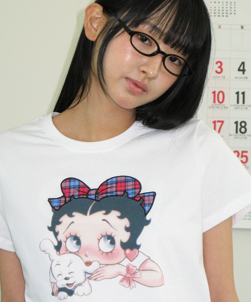 RONRON(ロンロン)の「BETTY BOOP RIBBON APPLIQUE CROP T SHIRT WHITE(Tシャツ/カットソー・レディース・その他・FREE)」の1枚目の写真