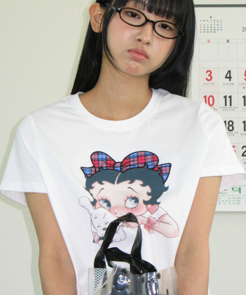 RONRON(ロンロン)の「BETTY BOOP RIBBON APPLIQUE CROP T SHIRT WHITE(Tシャツ/カットソー・レディース・その他・FREE)」の2枚目の写真