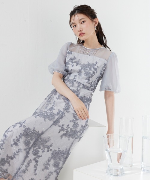 Kana(カナ)の「花柄刺繍バックリボンAラインドレス パーティー 結婚式 お呼ばれ オケージョン(ドレス・レディース・イエロー/ブラック/ブルー系その他/ピンクベージュ・M)」の2枚目の写真
