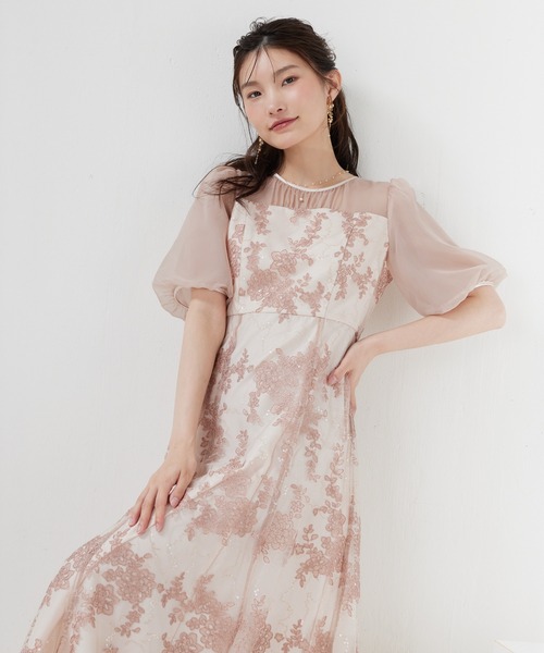 Kana(カナ)の「花柄刺繍バックリボンAラインドレス パーティー 結婚式 お呼ばれ オケージョン(ドレス・レディース・イエロー/ブラック/ブルー系その他/ピンクベージュ・M)」の4枚目の写真