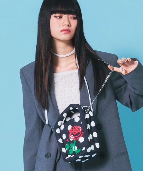 Casselini(キャセリーニ)の「Casselini(キャセリーニ)Muse Box Mini Bag(ショルダーバッグ・レディース・ブラック/イエロー・FREE)」の5枚目の写真