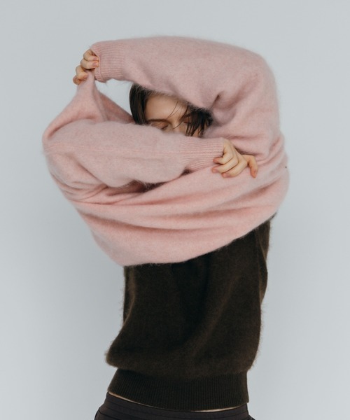 CREDONA(クレドナ)の「MINK FINISH CREW-NECK KNIT TOP/ミンクフィニッシュクルーネックニット(ニット/セーター・レディース・ブラウン/ピンク/グレー/イエロー・FREE)」の13枚目の写真