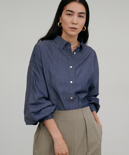 LARUTA（ラルータ）の「【LARUTA】ドルマンショルダーシアーデニムシャツ（シャツ/ブラウス・レディース・ブルー系その他2/ブルー・FREE）」の20枚目の写真