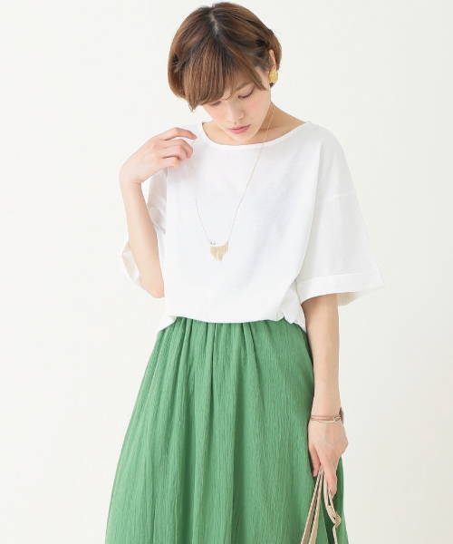 earth music&ecology(アースミュージックアンドエコロジー)の「フレアスリーブカットプルオーバー(Tシャツ/カットソー・レディース・オレンジ/ネイビー/オフホワイト/LT.Gray/ブルー・FREE)」の2枚目の写真