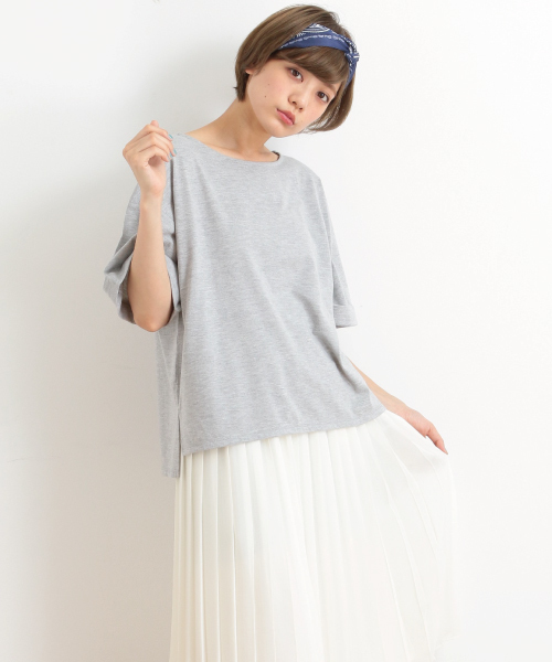 earth music&ecology(アースミュージックアンドエコロジー)の「フレアスリーブカットプルオーバー(Tシャツ/カットソー・レディース・オレンジ/ネイビー/オフホワイト/LT.Gray/ブルー・FREE)」の1枚目の写真