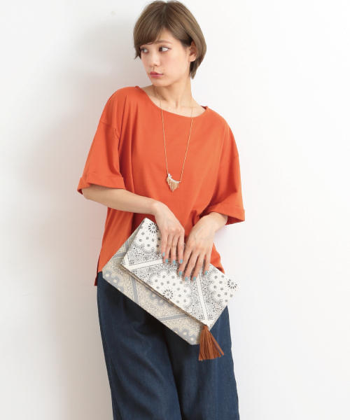 earth music&ecology(アースミュージックアンドエコロジー)の「フレアスリーブカットプルオーバー(Tシャツ/カットソー・レディース・オレンジ/ネイビー/オフホワイト/LT.Gray/ブルー・FREE)」の5枚目の写真