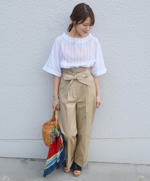 Khaju(カージュ)の「Khaju:チノワイドパンツ◇(チノパンツ・レディース・ベージュ/ネイビー・36/38)」の16枚目の写真