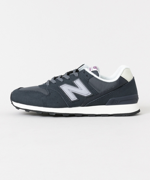 NEW BALANCE(ニューバランス)の「 UR NEW BALANCE WR996(スニーカー・レディース・グレー/ブラック・24/23.5/24.5)」の4枚目の写真