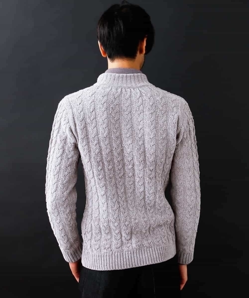 MICHEL KLEIN HOMME   （ミッシェルクランオム）の「『Chenille yarn』スタンドニット（ニット/セーター・メンズ・ブラック/グレー・MEDIUM/LARGE/X-LARGE）」の4枚目の写真