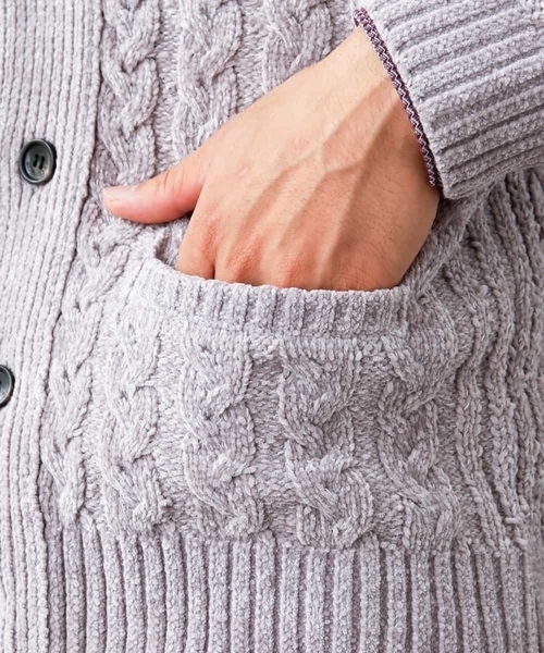 MICHEL KLEIN HOMME   （ミッシェルクランオム）の「『Chenille yarn』スタンドニット（ニット/セーター・メンズ・ブラック/グレー・MEDIUM/LARGE/X-LARGE）」の7枚目の写真