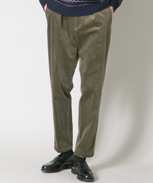 URBAN RESEARCH(アーバンリサーチ)の「ストレッチコーデュロイタックパンツ(その他パンツ・メンズ・ブラック/カーキ・MEDIUM/LARGE)」の2枚目の写真