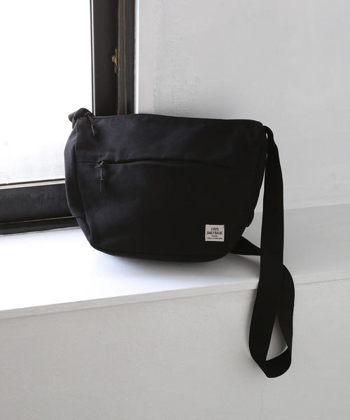 coen（コーエン）の「キャンバスショルダーバッグ（ショルダーバッグ・メンズ・ブラック/ナチュラル/ネイビー/ワインレッド・FREE）」の17枚目の写真