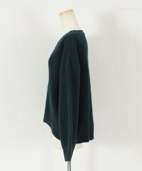 titivate（ティティベイト）の「ﾎﾞﾘｭｰﾑｽﾘｰﾌﾞｼﾝﾌﾟﾙﾆｯﾄﾌﾟﾙｵｰﾊﾞｰ（ニット/セーター・レディース・オフホワイト/杢グレー/グリーン/ネイビー/パープル/マスタード・M）」の8枚目の写真