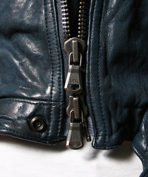 AMERICAN RAG CIE（アメリカンラグシー）の「AMERICAN RAG CIE フルベジタブルダブルライダース 113-AMR-M132-BL006∴（ライダースジャケット・メンズ・ネイビー/ブラック・2/1/3）」の11枚目の写真