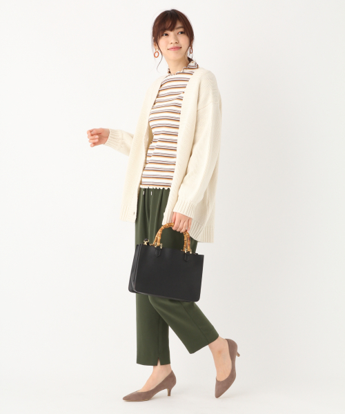 GLOBAL WORK（グローバルワーク）の「メローリブボトルネック長袖/828366（Tシャツ/カットソー・レディース・ブラック/その他/ブラウン/ベージュ系その他3/ホワイト・MEDIUM/LARGE）」の18枚目の写真