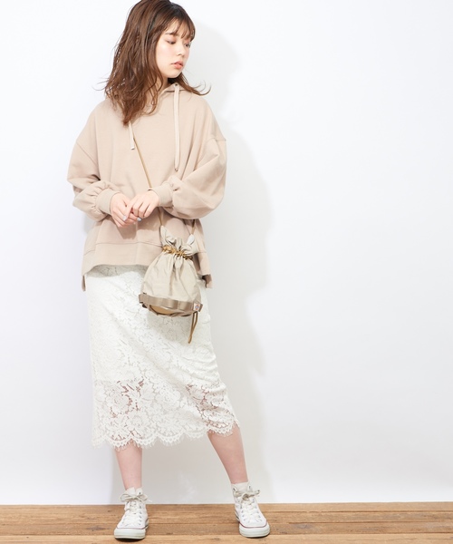 natural couture（ナチュラルクチュール）の「キーネック裏毛パーカー（Tシャツ/カットソー・レディース・ブラック/ベージュ/オフホワイト/ブルー・FREE）」の22枚目の写真