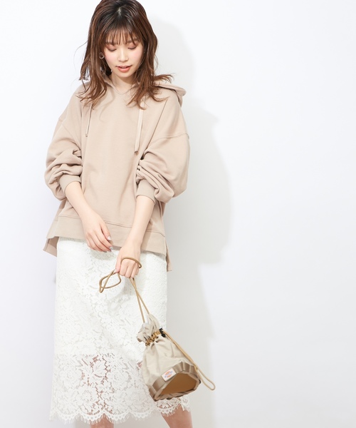 natural couture（ナチュラルクチュール）の「キーネック裏毛パーカー（Tシャツ/カットソー・レディース・ブラック/ベージュ/オフホワイト/ブルー・FREE）」の11枚目の写真